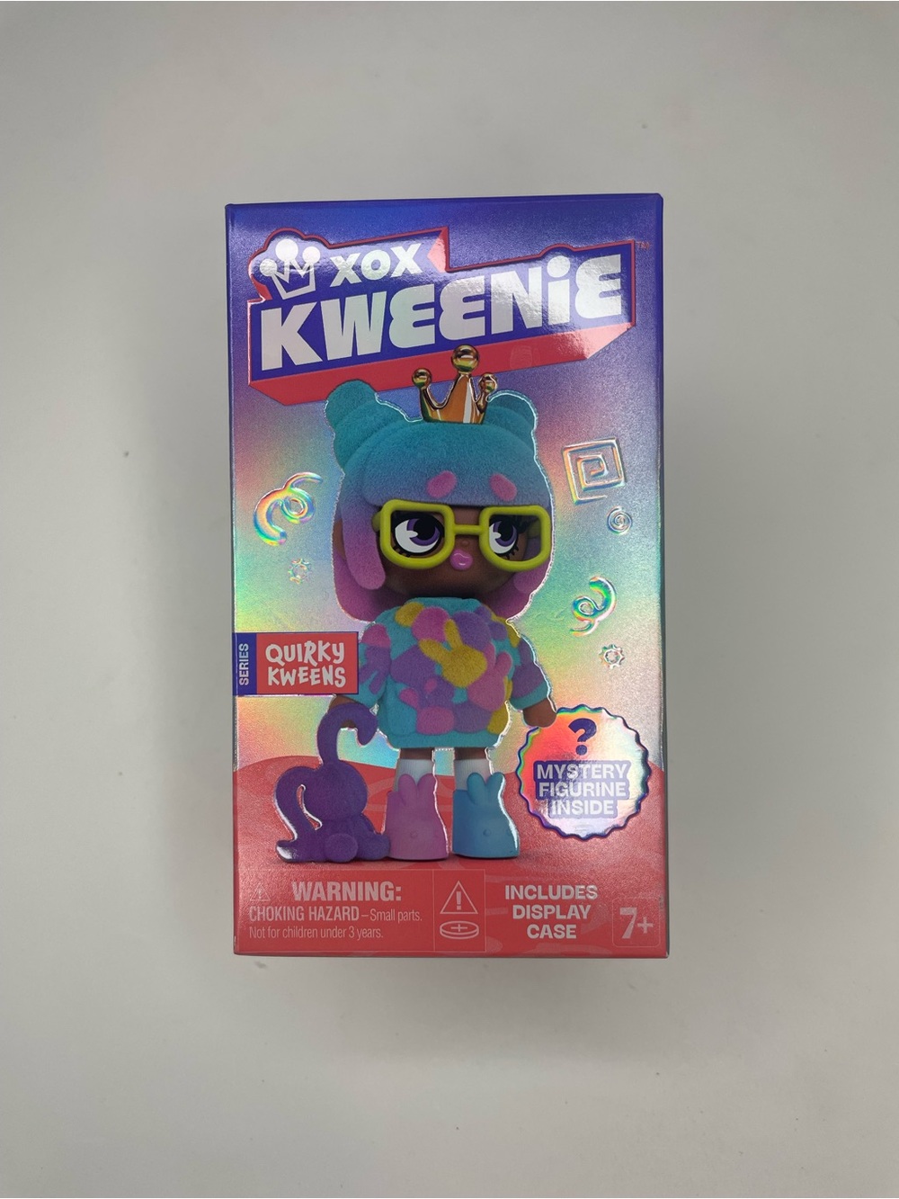 Kweenie Mystery Figurine - Blue & Pink